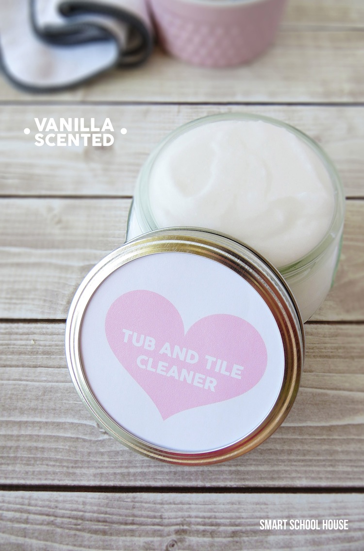 Tub and Tile Cleaner. A homemade cleaner that has a vanilla scent plus a free label to print out. 