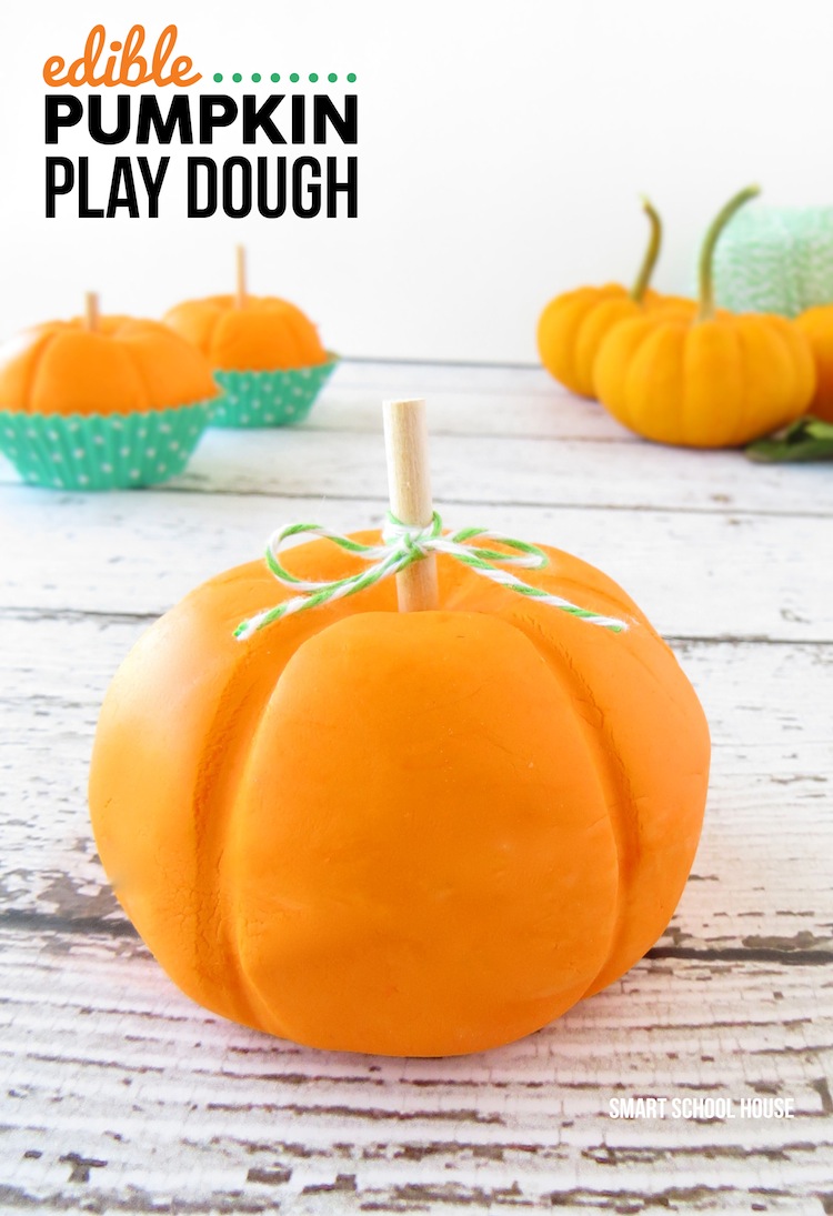 How to make Pumpkin Play Dough. A DIY play dough recipe.