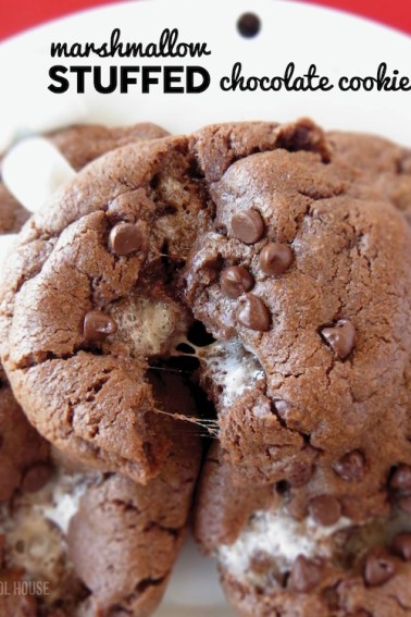 Marshmallow Stuffed Choco Cookies