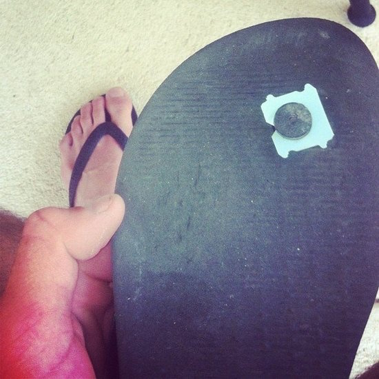 Fix Flip Flops: Use bread tags to keep flip flops from coming apart. 