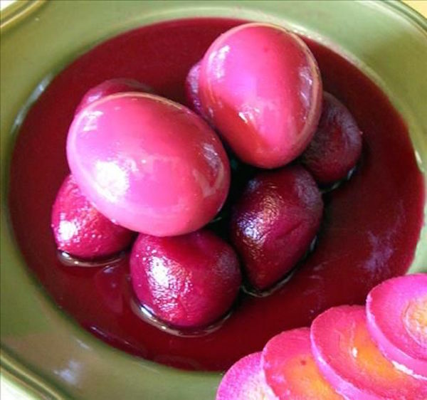 How to make Amish Pickled Eggs and Beets