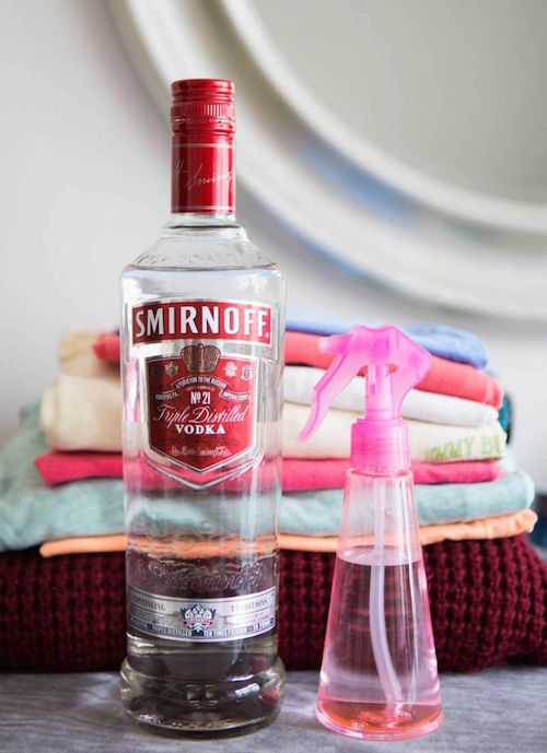 You can use vodka for WHAT? Yes! This DIY solution eliminates strong odors in clothes! 
