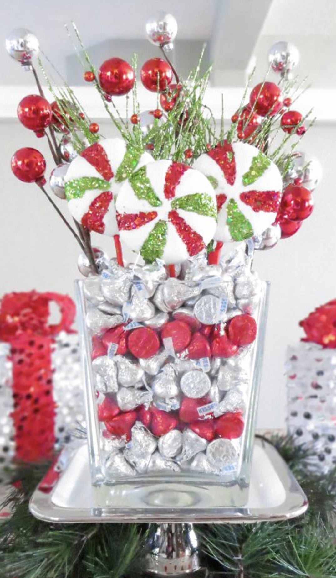 Hershey's Kisses Centerpiece - This centerpiece is not only gorgeous and inviting but best of all, it's edible!