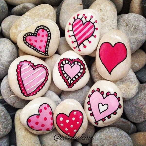 Beautiful painted stones and pebbles. These are amazing rocks have been decorated with love and passion. Each of them is uniquely handmade and it is truly a piece of art! They make great decor for your home and garden. Painted stones and pebbles are fun and entertaining crafts to do with kids.
