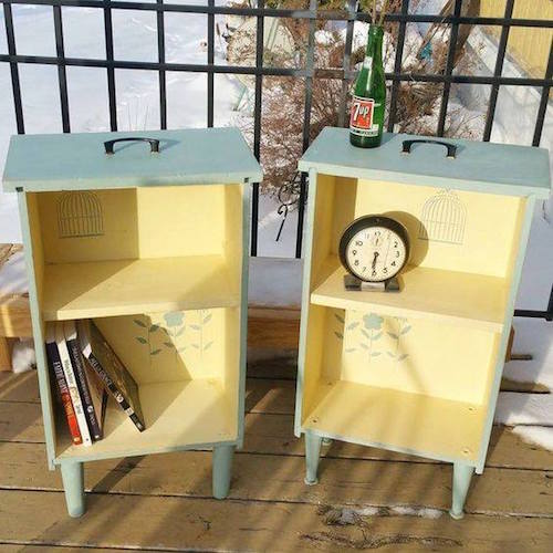 Take 2 old drawers, add pant and legs, and turn them into pretty side tables! 