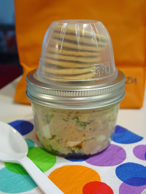 Make a "Masonable" (a mason jar Lunchable). This is so smart! Reuse an empty fruit cup and and a mason jar. I love how they used the larger mason jar too! 