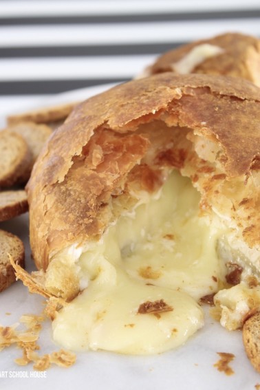 Three simple steps are all you'll need to make this simply delicious and elegant appetizer, featuring golden puff pastry oozing with melted Brie cheese.