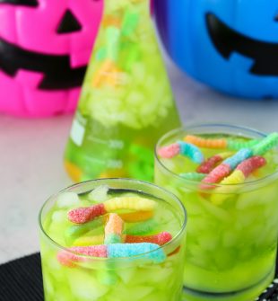 3 ingredient Halloween worm punch recipe for kids! Bubbly, sweet, fun, and simple to make in a hurry.