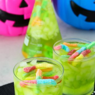 3 ingredient Halloween worm punch recipe for kids! Bubbly, sweet, fun, and simple to make in a hurry.