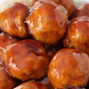 Pineapple Turkey Teriyaki Meatballs - A 30 minute freezer meal recipe for delicious and EXTRA juicy meatballs with an irresistible teriyaki glaze sauce.