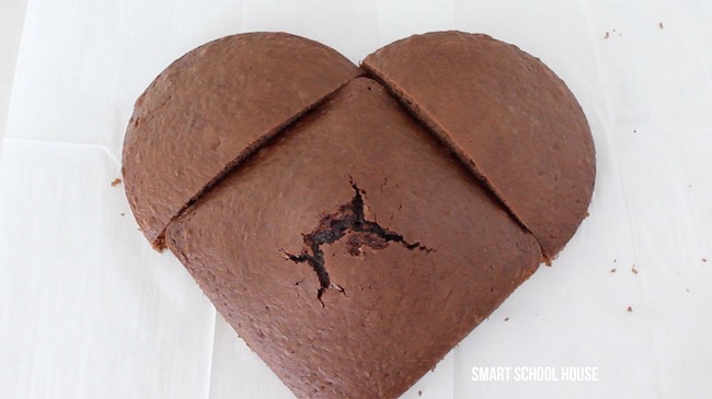 How to make a homemade heart cake