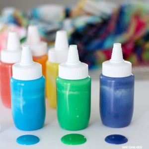 How to Make Homemade Paint - Never buy paint again for kids! 3 ingredient DIY homemade paint recipe. Salt, flour, and water.