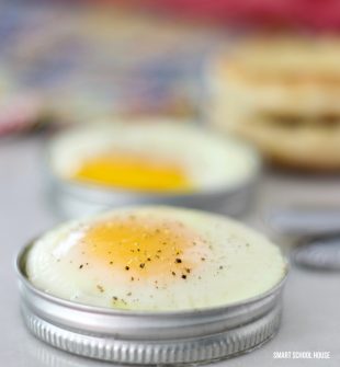 Recipe for baking eggs in a mason jar lid. SO EASY for busy mornings or feeding a family. The baked eggs slide right out! I would put mine over an english muffin. Recipe for making mason jar lid eggs in the oven