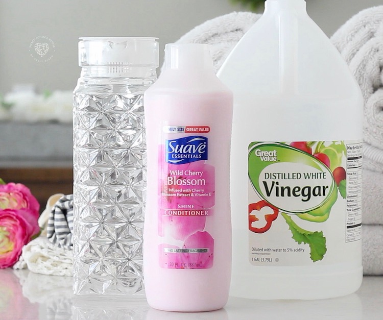 Homemade Fabric Softener with Conditioner
