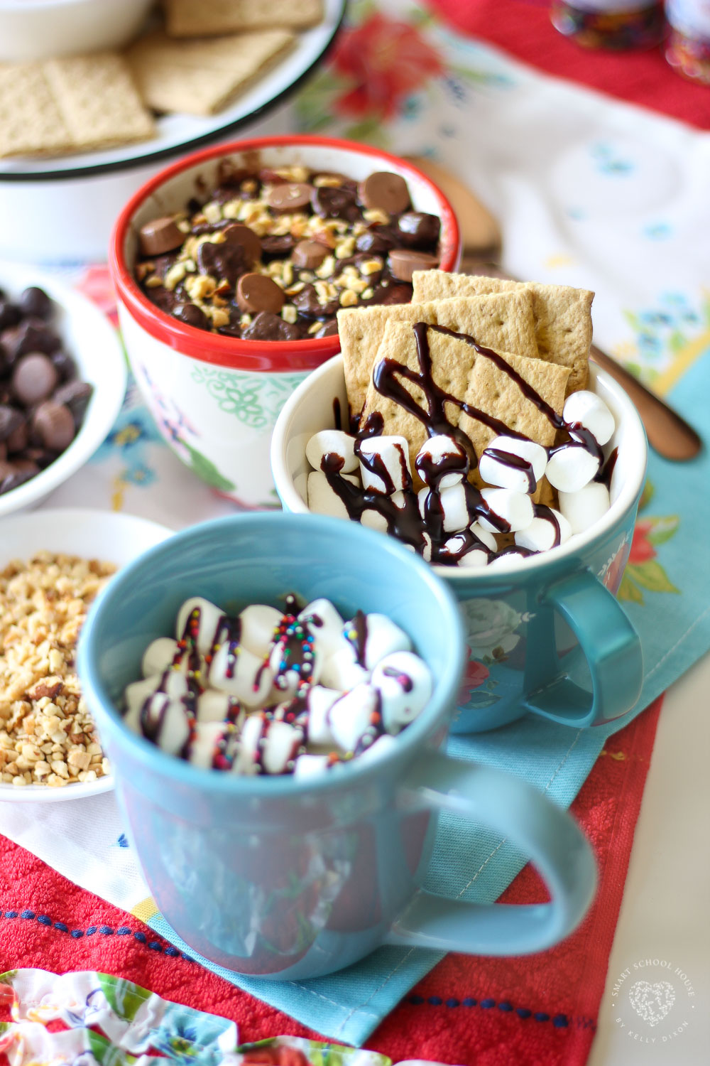 If you have a mug, a microwave & a spoon you can make these mug cakes. Perfect for when you NEED dessert now! 