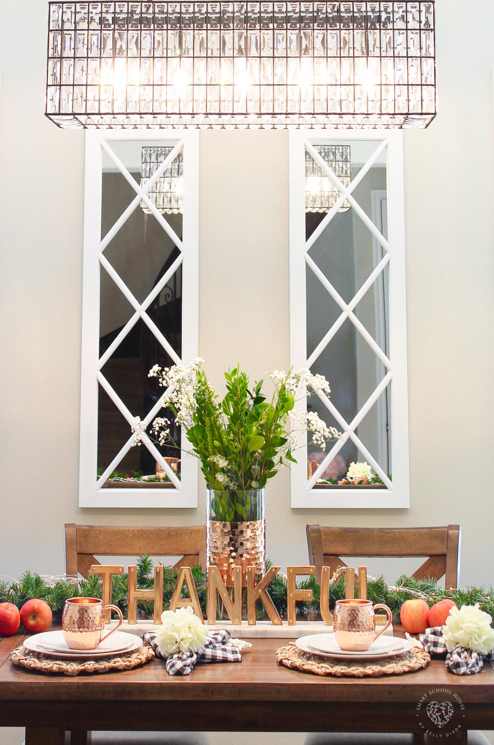 Fall tablescape idea. DIY fall table decor. Thankful sign, marble plates, and thankful sign. Buffalo check napkin with floral napkin rings. #falldecor #falltablescape #homedecor