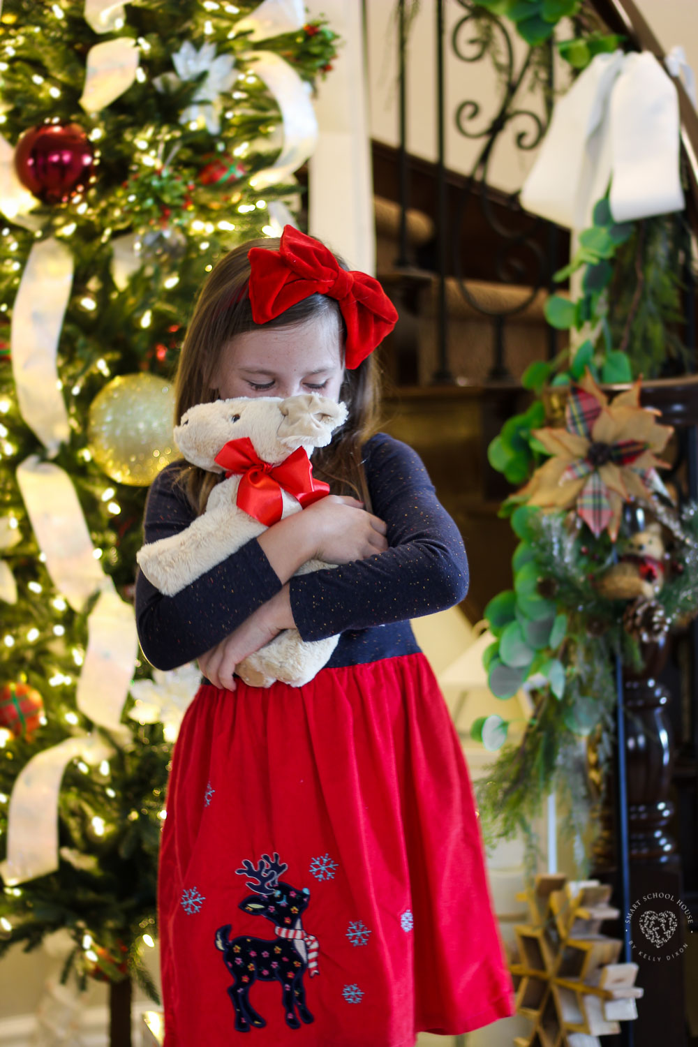 ADORABLE Melissa & Doug Christmas puppy stuffed animal from Kohl's #KohlsToys #KohlsFinds #AD
