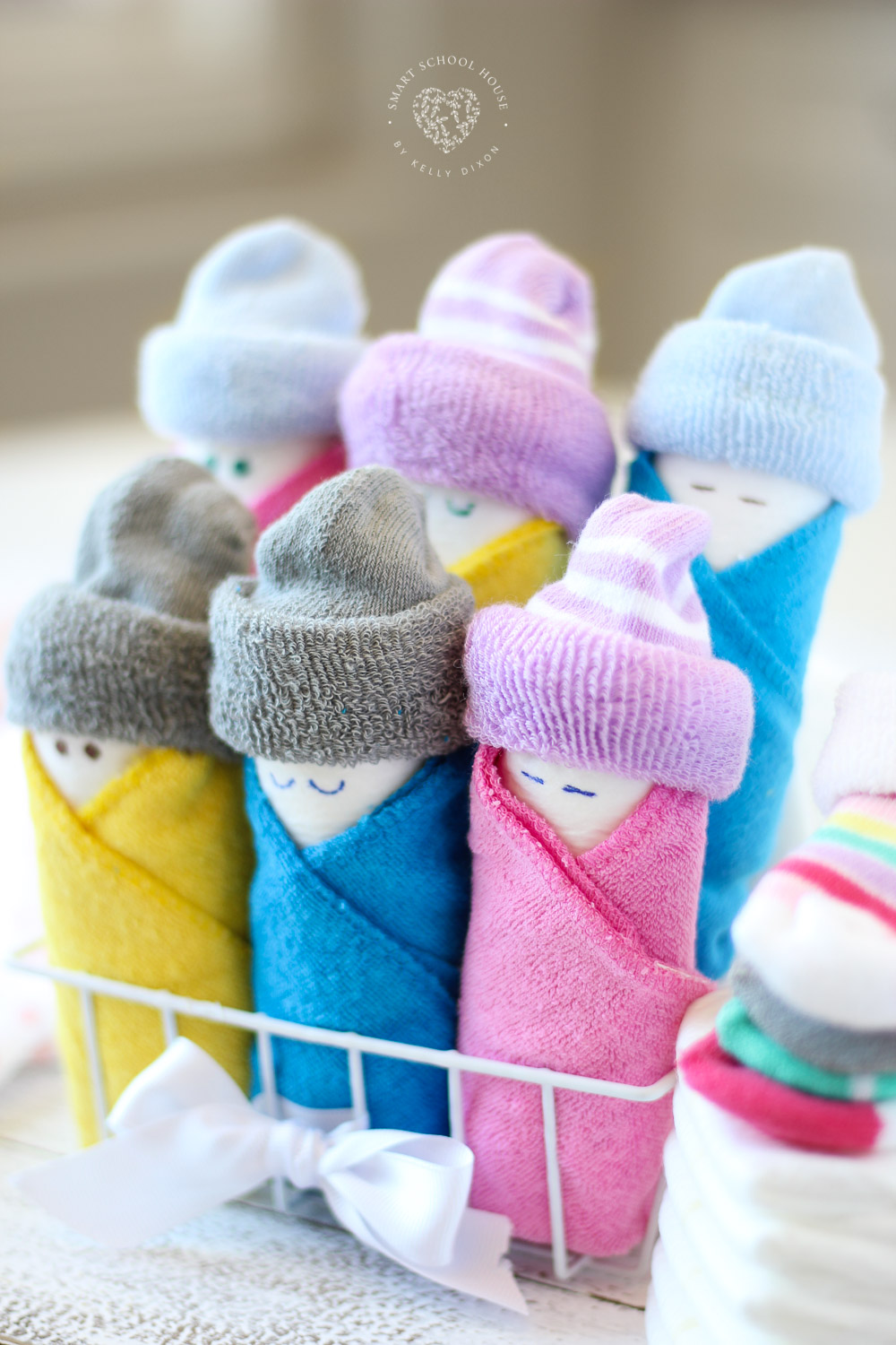 The EASIEST Way to Make Diaper Babies Using a Washcloth