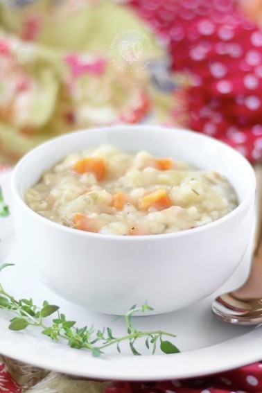 This Creamy Crock Pot Chicken and Rice Soup is a hearty, healthy easy soup recipe that's perfect for cold nights! Loaded with vegetables, lean chicken and rice. This chicken and rice soup is a family favorite! It’s healthy, easy to make and kid friendly.#soup #recipe #cooking #dinner #healthy #healthyrecipe #chicken #slowcooker #crockpot
