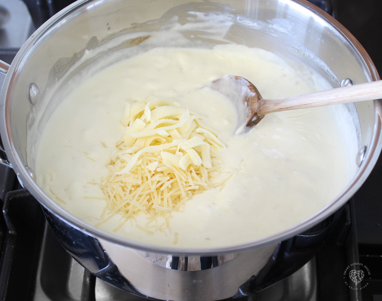 4 cheese Alfredo sauce recipe