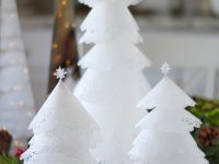 How to Make Doily Christmas Trees