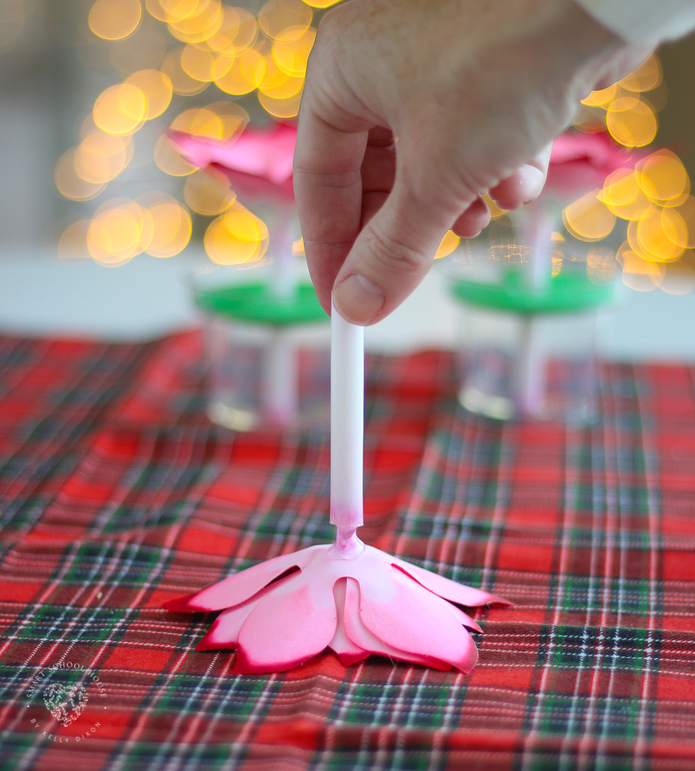 How to Make Paper Poinsettia Flowers
