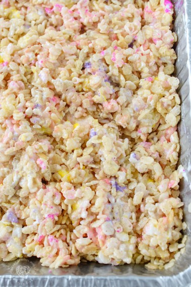 Peeps Rice Krispie Treats Are Ordinary Rice Krispies Treats With a Twist! They're made with Peeps for a colorful Easter treat!