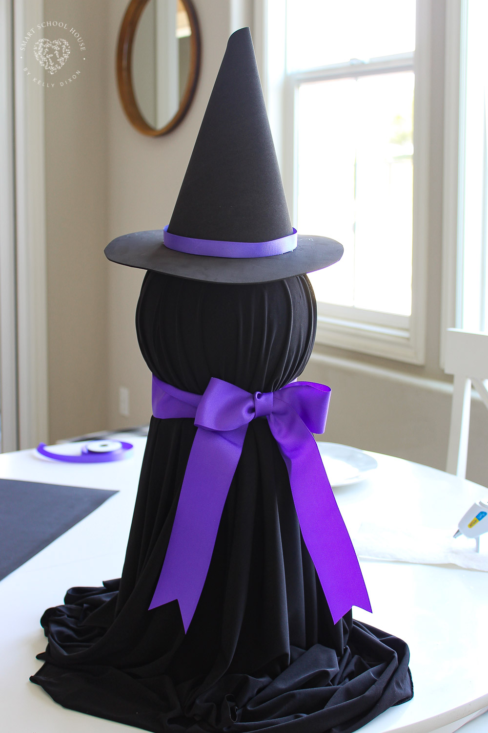How to Make a Paper Towel Roll Witch with a Styrofoam ball for Halloween!