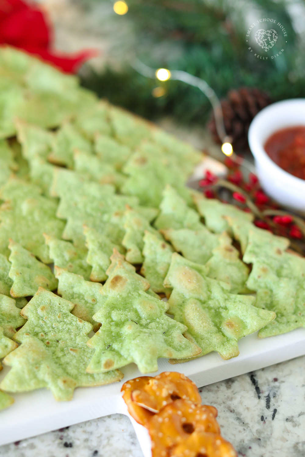 Everything about these Christmas Tree Tortilla Chips is fun! They are not only adorable, the crunchy little trees dress up any dish or platter for the holidays.