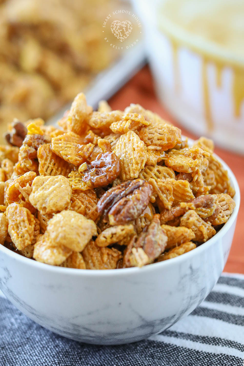 Praline crunch is sweet, salty, and deliciously addicting! Crispix and pecans are covered in a fluffy, buttery, and sugary coating.