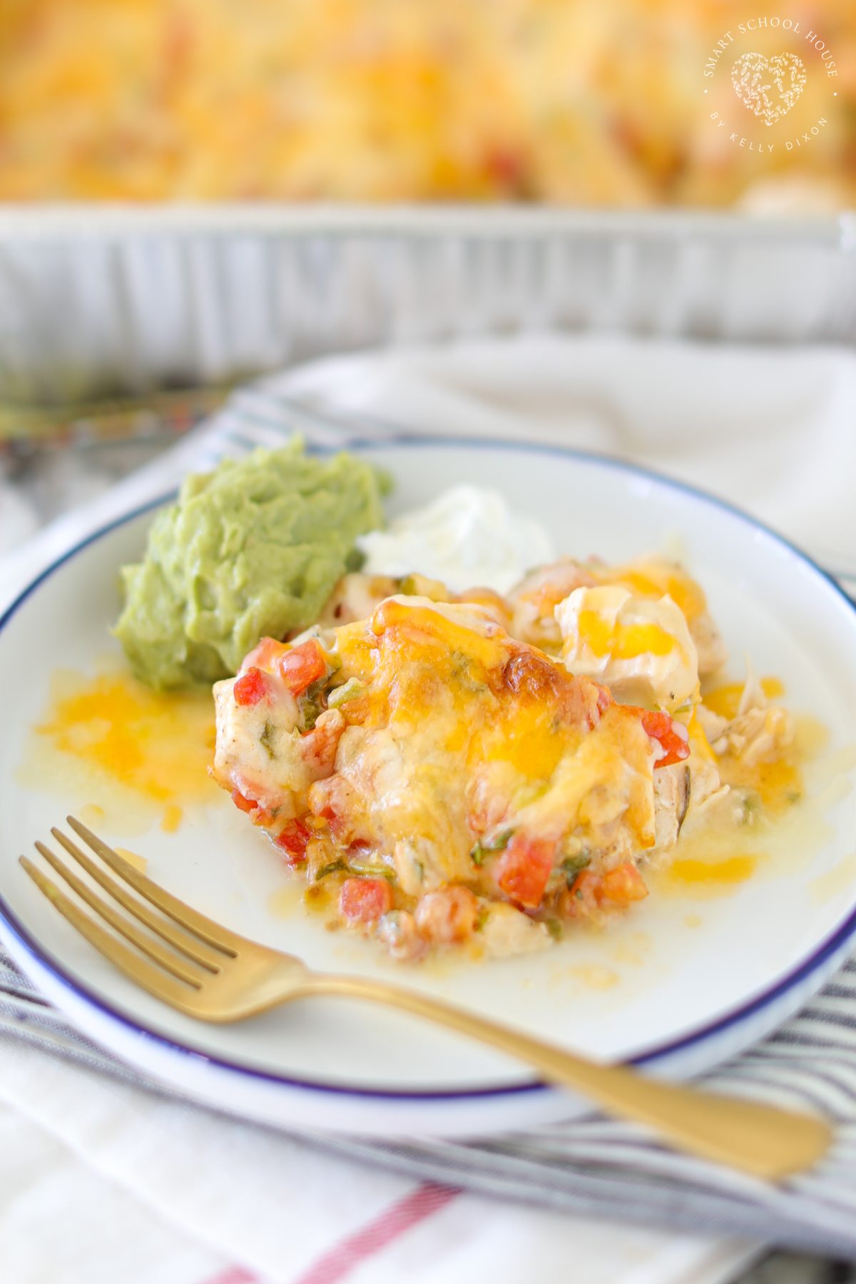 This easy Pico de Gallo Chicken is a quick baked chicken dinner made with juicy chicken, fresh pico de gallo, Mexican spices, and melted cheese.