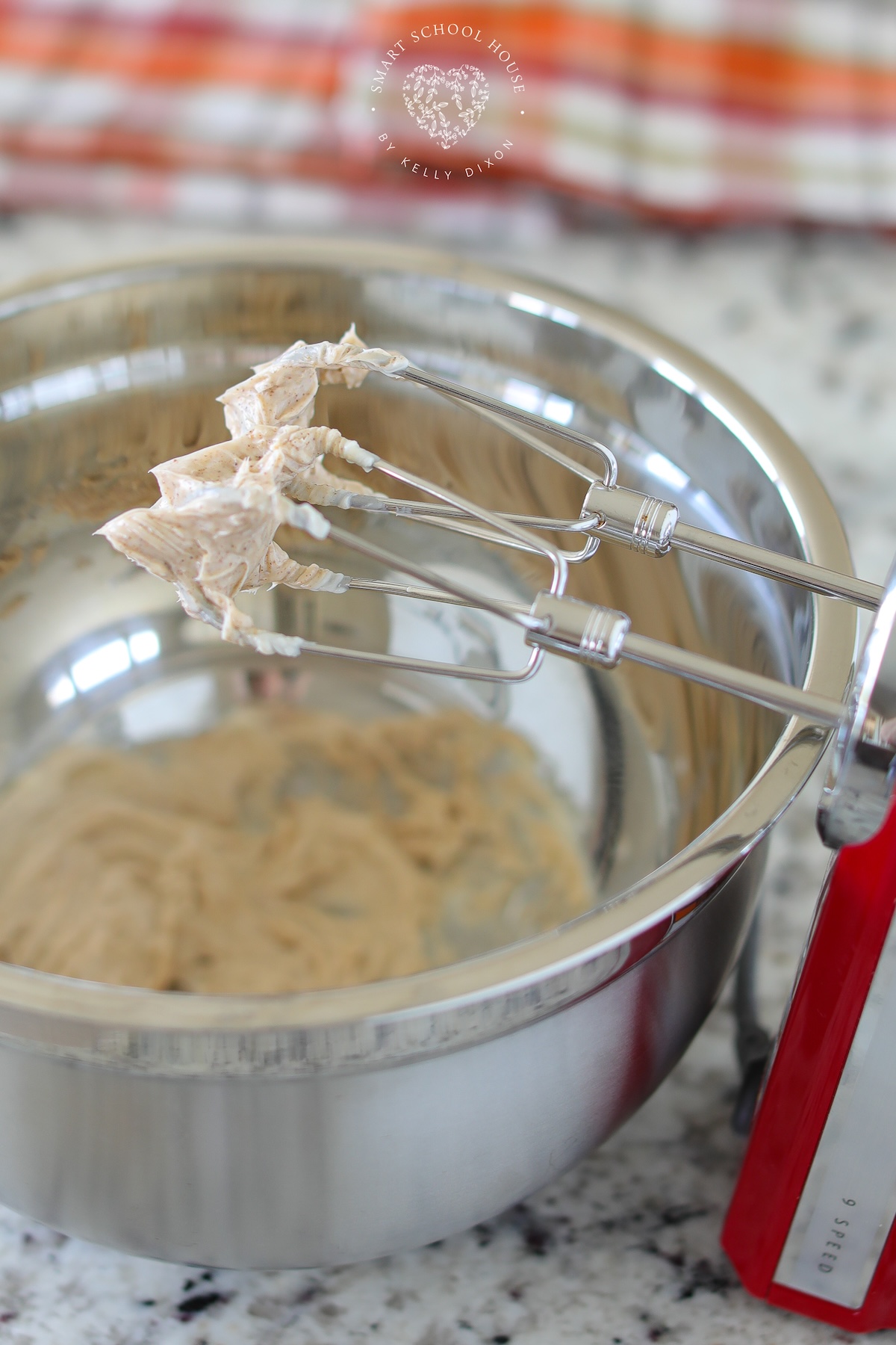 How to Make Pumpkin Spice Buttercream Frosting